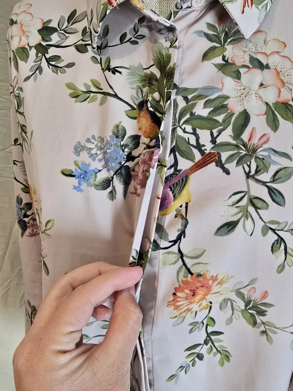 H&M Soft Pink Floral Button-Front Shirt - Picture 4 of 8